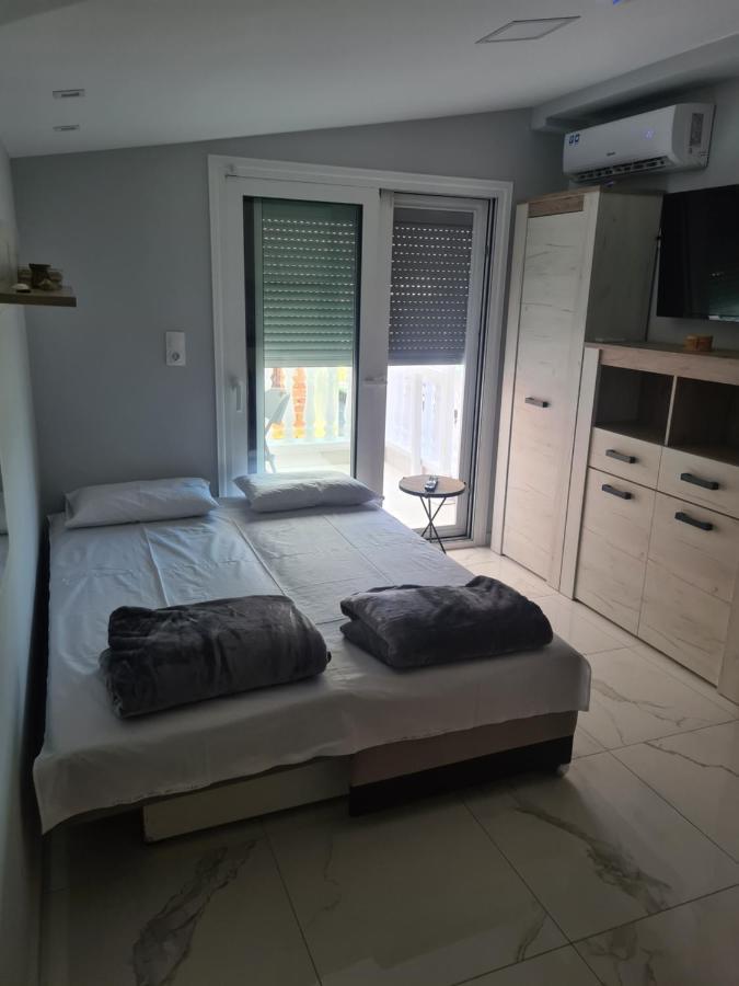 Apartments Nera Paralia-Apartment With Sea View ภายนอก รูปภาพ