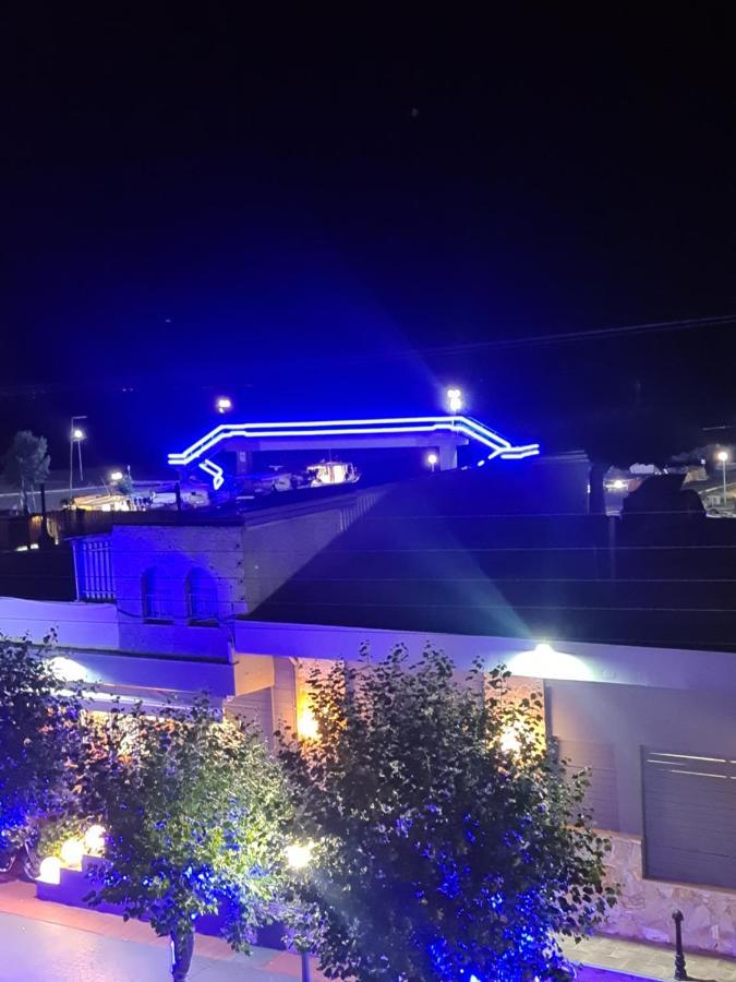 Apartments Nera Paralia-Apartment With Sea View ภายนอก รูปภาพ