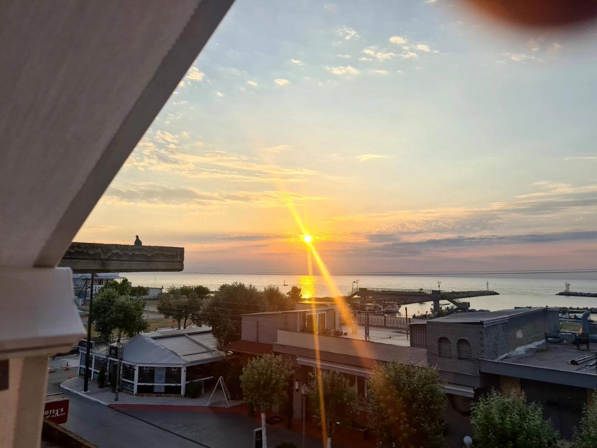 Apartments Nera Paralia-Apartment With Sea View ภายนอก รูปภาพ